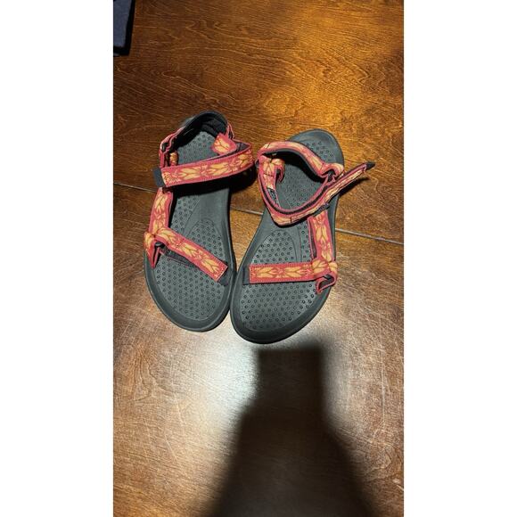 Teva Red Sandals - Picture 1 of 4